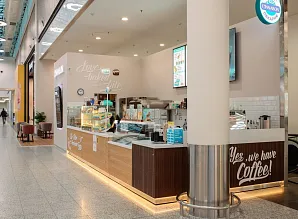 Барная стойка и мебель для кафе пекарни Cinnabon в ТРЦ МЕГА Дыбенко Фото 18