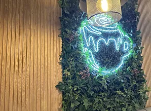 Барная стойка и мебель для кафе-пекарни Cinnabon в Москве Фото 15