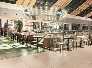 Барные стойки и мебель для фудкорта в ТЦ "Метрополис" Фото 8