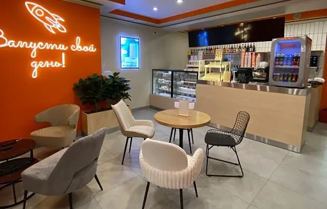 Мебель для кофейни Bodro Coffee в БЦ «Окский»