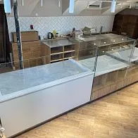 Барная стойка для кафе-пекарни Cinnabon в Санкт-Петербурге