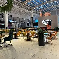 Мебель для фудкорта в ТЦ Авиапарк