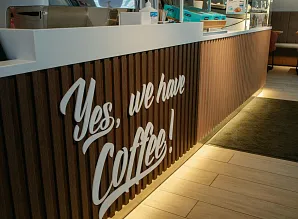 Барная стойка и мебель для кафе-пекарни Cinnabon на Среднем проспекте В.О. Фото 22