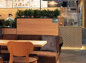 Барная стойка для кафе-пекарни Cinnabon в ТЦ «Невский Атриум» Фото 5
