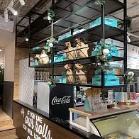 Производство мебели и барной стойки для кафе-пекарни Cinnabon на Лиговском