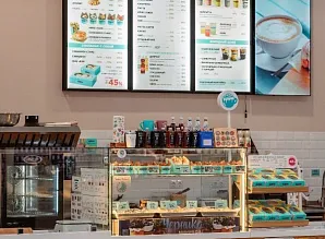 Барная стойка и мебель для кафе пекарни Cinnabon в ТРЦ МЕГА Дыбенко Фото 28