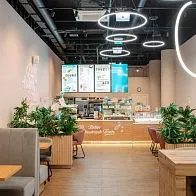 Барная стойка и мебель для кафе-пекарни Cinnabon в ТЦ «Парк Молл» в Санкт-Петербурге