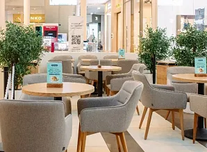 Барная стойка и мебель для кафе-пекарни Cinnabon в ТРЦ «Галерея» в Санкт-Петербурге Фото 29