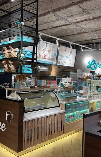 Производство мебели и барной стойки для кафе-пекарни Cinnabon на Лиговском