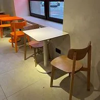 Мебель для кофейни Bodro сoffee на Дербеневской набережной