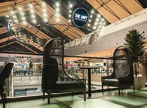 Барные стойки и мебель для фудкорта в ТЦ "Метрополис" Фото 10