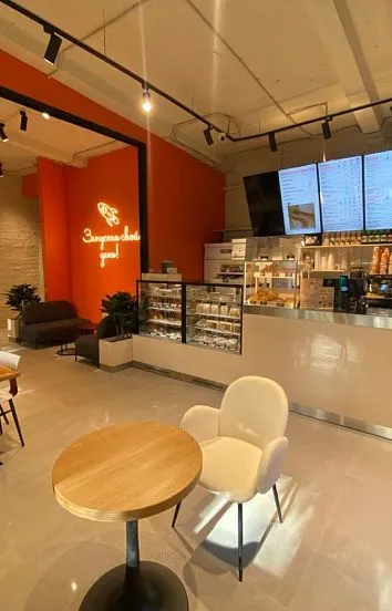 Мебель для кофейни Bodro Coffee на Кутузовской
