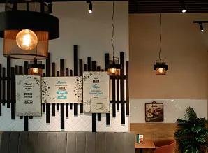 Барная стойка для кафе-пекарни Cinnabon в ТРК Прометей Фото 10