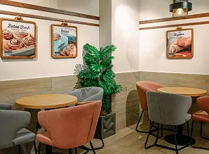 Барная стойка для кафе-пекарни Cinnabon на Сенной площади в Санкт-Петербурге Фото 12
