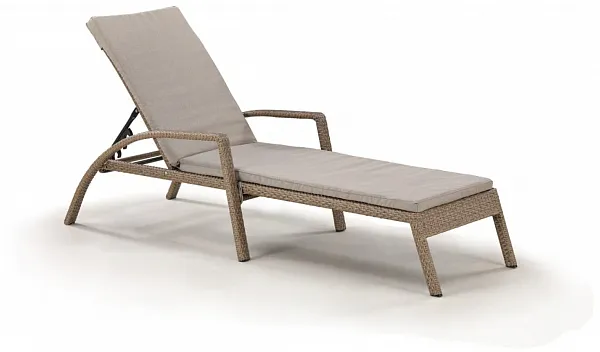 Шезлонг-лежак плетеный A30B2-W56 Light Brown с матрасом