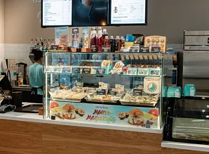 Барная стойка для кафе-пекарни Cinnabon в ТРК Прометей Фото 19