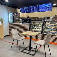 Мебель для кофейни Bodro сoffee на Рочдельской улице