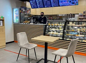 Мебель для кофейни Bodro сoffee на Рочдельской улице Фото 2