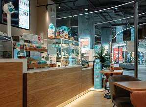 Барная стойка для кафе-пекарни Cinnabon в ТРК Прометей Фото 17