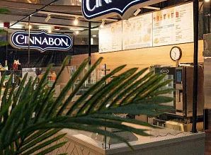 Барная стойка для кафе-пекарни Cinnabon в ТЦ «Невский Атриум» Фото 8